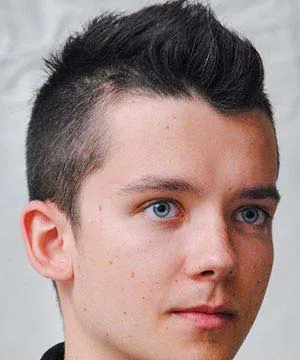 Эйса Баттерфилд (Asa Butterfield)