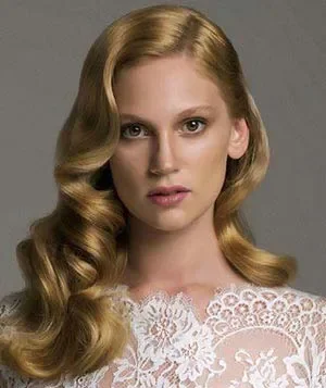 Фара Зейнеп Абдулла (Farah Zeynep Abdullah)