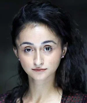 Шарлот Арну (Charlotte Arnold)