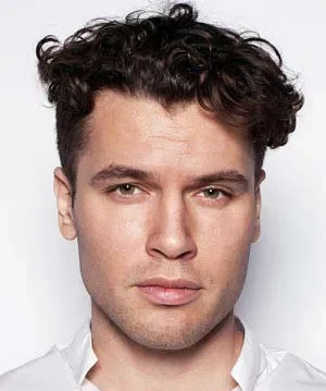 Павел Артемьев (певец)