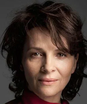 Жюльет Бинош (Juliette Binoche)