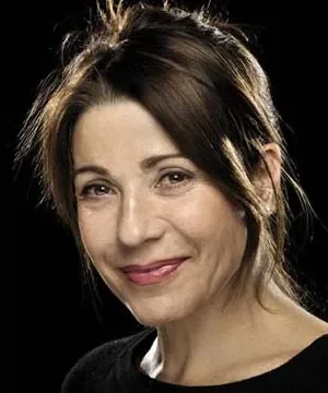 Эмма Виларасау (Emma Vilarasau)