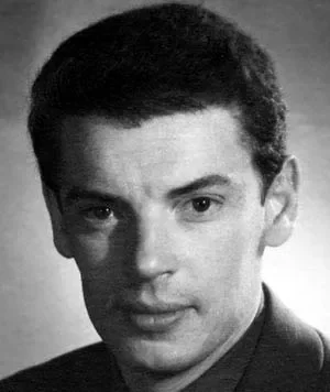 Михаил Волков