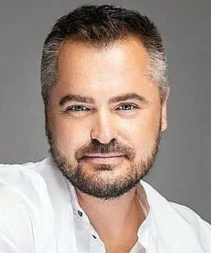 Евгений Гор